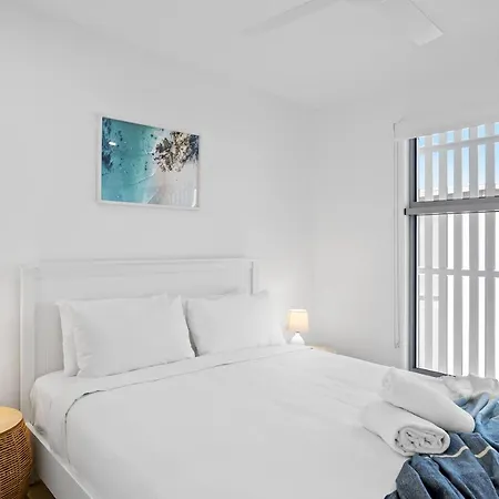 Azure River Side Townhouse Maroochydore Exterior photo